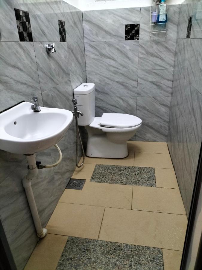 Che Na Homestay Pontian Pontian Kecil Exterior foto